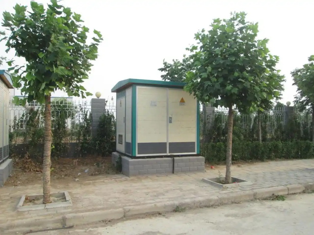 海城1000KVA欧式箱式变压器